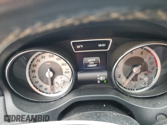 2015 Mercedes-Benz CLA 250 z VIN WDDSJ4GBXFN228268, wystawiony jako Copart lot #52545335 z przebiegiem 138 247 mil mil oraz Szkoda całkowita • Salvage title. Historia ofert i sprzedaży dostępna na DreamBid. Obrazek 9.