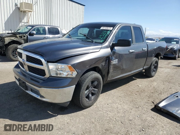 2015 Ram 1500 SLT z VIN 1C6RR6GG7FS685847, wystawiony jako Copart lot #49169675 z przebiegiem 139 408 mil mil oraz Szkoda całkowita • Salvage title. Historia ofert i sprzedaży dostępna na DreamBid. Obrazek 1.