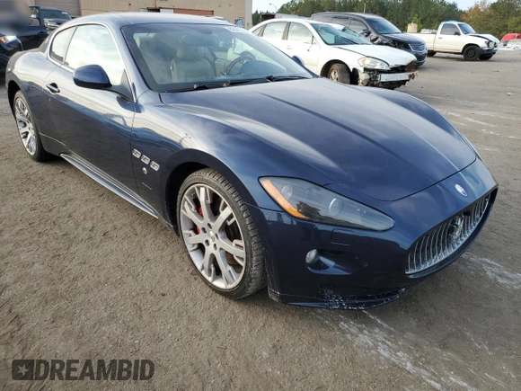 2012 Maserati GranTurismo S with VIN ZAM45KLA2C0062244, listed as a Copart auction lot 82872704 with Not provided miles and Clean title. Bid and sale history available at DreamBid. Image 4.