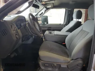 2016 Ford F-350 Platinum z VIN 1FT8W3BT1GEC70944, wystawiony jako Copart lot #41298774 z przebiegiem 129 636 mil mil oraz Szkoda całkowita • Salvage title. Historia ofert i sprzedaży dostępna na DreamBid. Obrazek 7.
