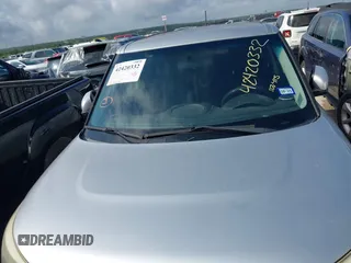 2015 Kia Soul z VIN KNDJN2A27F7747659, wystawiony jako IAAI lot #42420332 z przebiegiem 117 415 mil mil oraz . Historia ofert i sprzedaży dostępna na DreamBid. Obrazek 16.