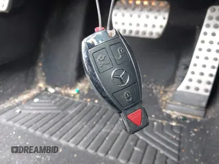 2013 Mercedes-Benz C 250 с VIN WDDGJ4HB3DF944912, выставлен на аукционе IAAI как лот 42411650 с пробегом 91 362 миль миль и . История ставок и продаж доступна на DreamBid. Изображение 11.