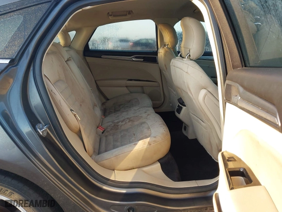 2015 Ford Fusion SE with VIN 3FA6P0H73FR171119, listed as a IAAI auction lot 41978026 with 175,398 mi miles. Bid and sale history available at carsss.com. Image 8.