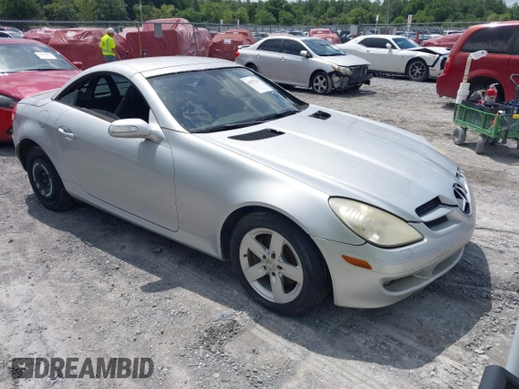 2006 Mercedes-Benz SLK 280 с VIN WDBWK54F36F095464, выставлен на аукционе IAAI как лот 42377217 с пробегом 105 627 миль миль и . История ставок и продаж доступна на DreamBid. Изображение 1.