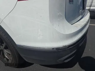 2024 Volkswagen Tiguan SE с VIN 3VV3B7AX4RM085495, выставлен на аукционе IAAI как лот 42796456 с пробегом 34 680 миль миль и . История ставок и продаж доступна на DreamBid. Изображение 23.