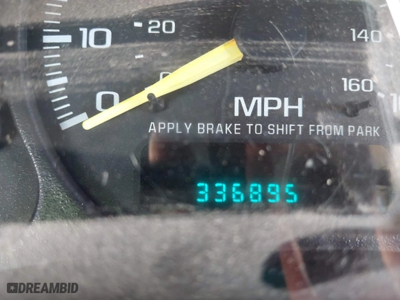 1999 Chevrolet Silverado 1500 LS with VIN 2GCEC19W3X1157367, listed as a IAAI auction lot 41616556 with 336,895 mi miles. Bid and sale history available at carsss.com. Image 7.