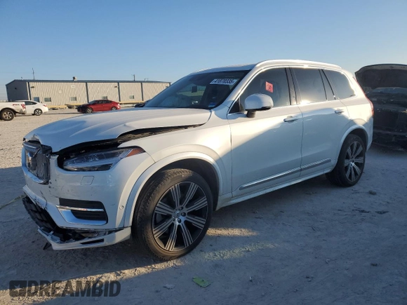 2022 Volvo XC90 Inscription with VIN YV4A221L2N1827855, listed as a Copart auction lot 41870335 with 29,792 mi miles and Salvage title. Bid and sale history available at DreamBid. Image 1.
