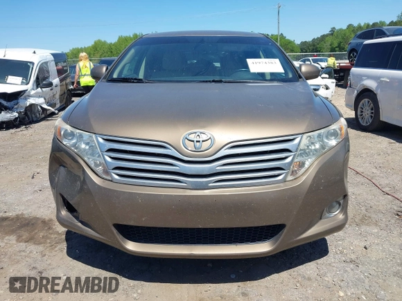 2010 Toyota Venza with VIN 4T3ZK3BB5AU027340, listed as a IAAI auction lot 41974383 with 261,430 mi miles. Bid and sale history available at carsss.com. Image 12.