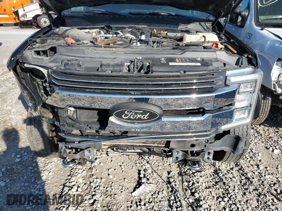 2018 Ford F-450 z VIN 1FT9W4DT1JED24368, wystawiony jako Copart lot #73235634 z przebiegiem 65 774 mil mil oraz Szkoda całkowita • Salvage title. Historia ofert i sprzedaży dostępna na DreamBid. Obrazek 11.