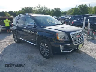 2016 GMC Terrain Denali z VIN 2GKFLVE33G6275465, wystawiony jako IAAI lot #42198518 z przebiegiem 71 252 mil mil oraz . Historia ofert i sprzedaży dostępna na DreamBid. Obrazek 1.