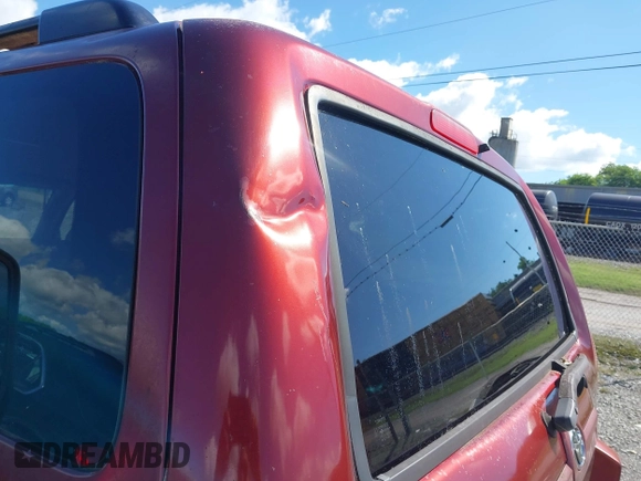 2005 Toyota 4Runner SR5 z VIN JTEZU14R558031159, wystawiony jako IAAI lot #42315770 z przebiegiem 254 196 mil mil oraz . Historia ofert i sprzedaży dostępna na DreamBid. Obrazek 17.