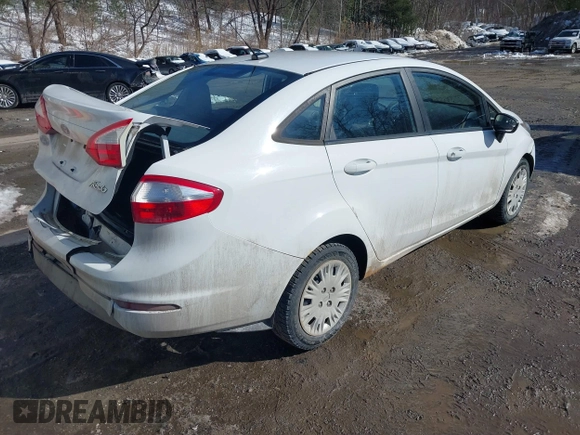 2014 Ford Fiesta S z VIN 3FADP4AJ4EM125475, wystawiony jako IAAI lot #41697578 z przebiegiem 160 189 mil mil oraz . Historia ofert i sprzedaży dostępna na DreamBid. Obrazek 4.