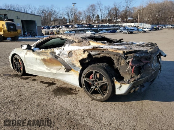 2020 Chevrolet Corvette 3LT z VIN 1G1Y82D41L5104243, wystawiony jako Copart lot #42624535 z przebiegiem Nie podano mil oraz Szkoda całkowita • Salvage title. Historia ofert i sprzedaży dostępna na DreamBid. Obrazek 2.