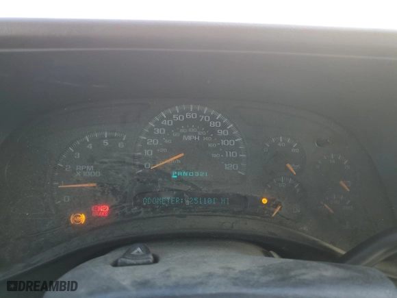 2005 Chevrolet Silverado 1500 Work Truck with VIN 1GCEC14XX5Z140540, listed as a Copart auction lot 73177634 with 251,101 mi miles and Clean Title. Bid and sale history available at carsss.com. Image 9.