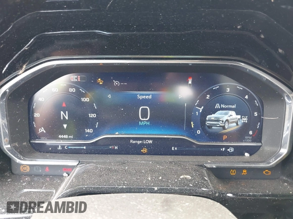 2025 Chevrolet Silverado 1500 LT z VIN 1GCUKDED0SZ216878, wystawiony jako IAAI lot #42435820 z przebiegiem 4 448 mil mil oraz . Historia ofert i sprzedaży dostępna na DreamBid. Obrazek 7.