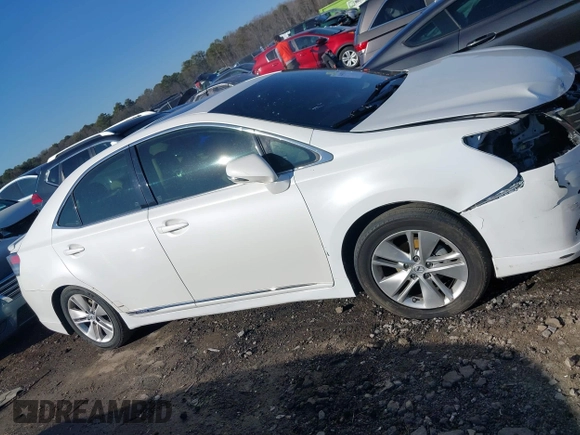 2010 Lexus HS 250h with VIN JTHBB1BA3A2014574, listed as a IAAI auction lot 41483179 with 231,399 mi miles. Bid and sale history available at carsss.com. Image 13.