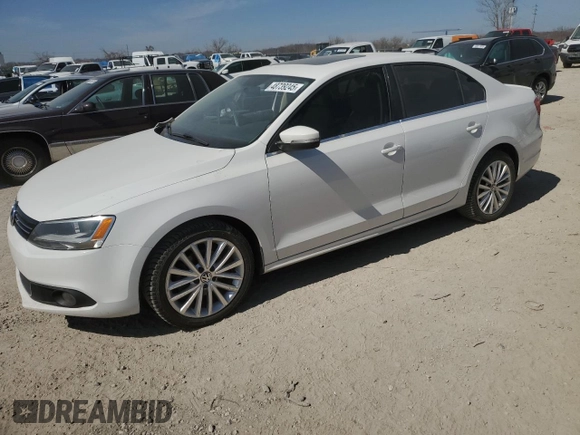 2014 Volkswagen Jetta TDI w/Premium/Nav z VIN 3VWLL7AJ8EM365466, wystawiony jako Copart lot #48739245 z przebiegiem 146 374 mil mil oraz Szkoda całkowita • Salvage title. Historia ofert i sprzedaży dostępna na DreamBid. Obrazek 1.