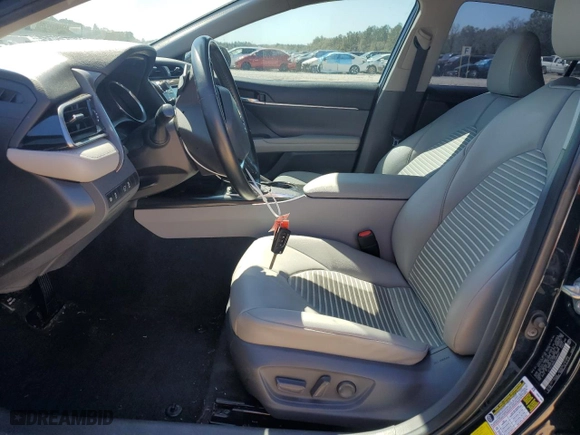 2020 Toyota Camry SE with VIN 4T1G11AK6LU906647, listed as a Copart auction lot 49970695 with 54,853 mi miles and Salvage Title. Bid and sale history available at carsss.com. Image 7.