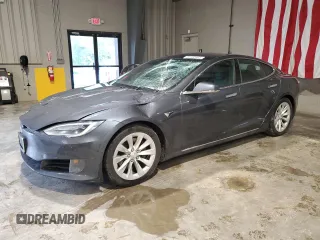 2017 Tesla Model S 100D z VIN 5YJSA1E29HF210731, wystawiony jako Copart lot #56762565 z przebiegiem 114 117 mil mil oraz Szkoda całkowita • Salvage title. Historia ofert i sprzedaży dostępna na DreamBid. Obrazek 1.