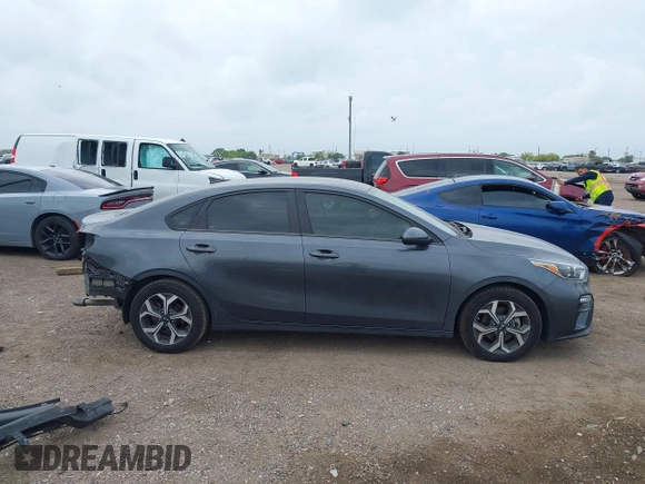 2021 Kia Forte LXS with VIN 3KPF24AD9ME358627, listed as a IAAI auction lot 42106430 with 56,589 mi miles and . Bid and sale history available at DreamBid. Image 14.