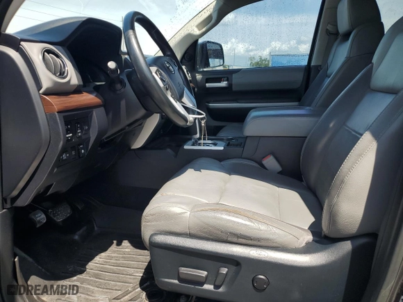 2018 Toyota Tundra 4WD SR5 with VIN 5TFHW5F11JX710368, listed as a Copart auction lot 51309535 with 116,237 mi miles and Salvage Title. Bid and sale history available at carsss.com. Image 7.