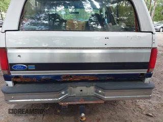 1995 Ford Bronco Eddie Bauer with VIN 1FMEU15NXSLA12108, listed as a IAAI auction lot 42670168 with 204,555 mi miles and . Bid and sale history available at DreamBid. Image 12.