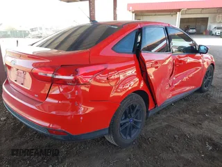 2017 Ford Focus SE with VIN 1FADP3F25HL285849, listed as a IAAI auction lot 41709240 with 90,652 mi miles. Bid and sale history available at carsss.com. Image 4.