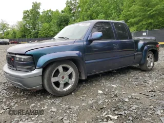 2001 Chevrolet Silverado 1500 LT with VIN 1GCEC19T31Z192995, listed as a Copart auction lot 55569865 with 238,730 mi miles and Salvage Title. Bid and sale history available at DreamBid. Image 1.