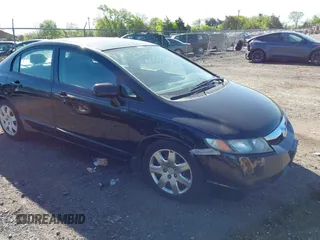 2009 Honda Civic LX z VIN 2HGFA16529H355083, wystawiony jako IAAI lot #42135372 z przebiegiem 269 063 mil mil oraz . Historia ofert i sprzedaży dostępna na DreamBid. Obrazek 1.