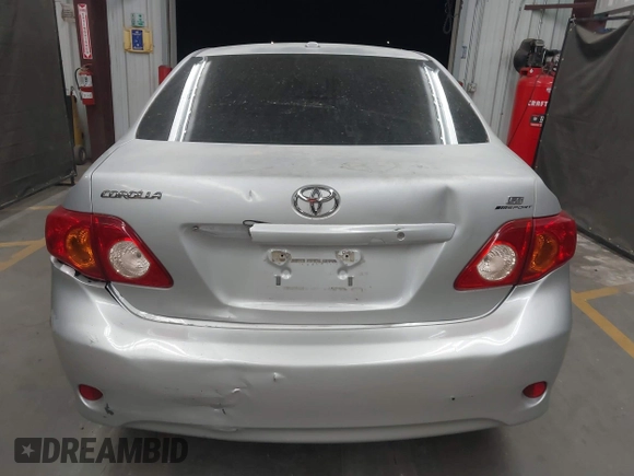 2010 Toyota Corolla z VIN 1NXBU4EE6AZ290694, wystawiony jako IAAI lot #42288917 z przebiegiem Nie podano mil oraz . Historia ofert i sprzedaży dostępna na DreamBid. Obrazek 16.