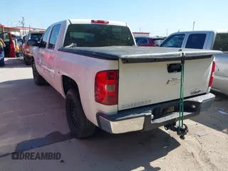 2009 Chevrolet Silverado 1500 LT with VIN 3GCEC23J29G136510, listed as a IAAI auction lot 41972478 with 1 mi miles. Bid and sale history available at carsss.com. Image 3.