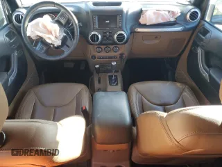 2018 Jeep Wrangler JK Unlimited Sahara with VIN 1C4HJWEG0JL911874, listed as a Copart auction lot 41928815 with 84,660 mi miles and Salvage Title. Bid and sale history available at carsss.com. Image 8.