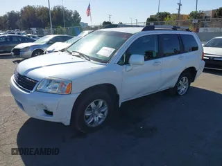 2011 Mitsubishi Endeavor LS with VIN 4A4JN2AS7BE028071, listed as a IAAI auction lot 41391634 with 149,070 mi miles. Bid and sale history available at carsss.com. Image 2.