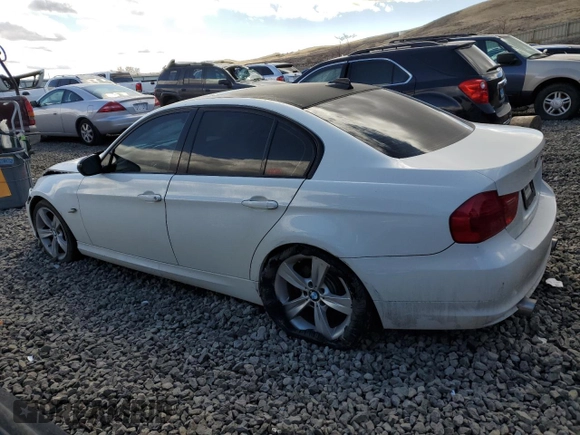 2009 BMW 3 Series 335i with VIN WBAPM73569E191584, listed as a Copart auction lot 48393405 with 190,148 mi miles and Clean title. Bid and sale history available at DreamBid. Image 2.