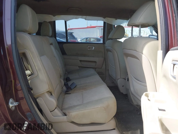 2014 Honda Pilot LX with VIN 5FNYF4H29EB031593, listed as a IAAI auction lot 41769098 with 153,401 mi miles and . Bid and sale history available at carsss.com. Image 8.