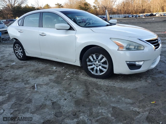 2013 Nissan Altima 2.5 S with VIN 1N4AL3AP2DC259057, listed as a Copart auction lot 44419885 with 209,661 mi miles and Salvage Title. Bid and sale history available at carsss.com. Image 4.