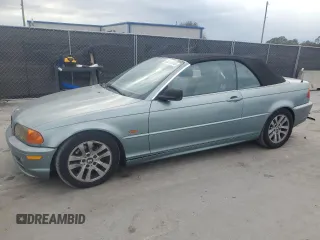 2002 BMW 3 Series 325Ci with VIN WBABS33402PG84108, listed as a Copart auction lot 88308915 with 238,035 mi miles and Non Repairable. Bid and sale history available at carsss.com. Image 1.