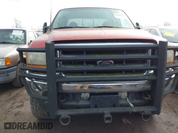 2001 Ford Super Duty F-250 XL with VIN 1FTNW21F61EB16701, listed as a IAAI auction lot 41687274 with 227,092 mi miles. Bid and sale history available at carsss.com. Image 6.