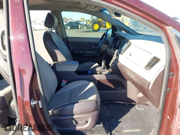 2015 Kia Sedona SX-L with VIN KNDME5C15F6046322, listed as a IAAI auction lot 41301459 with 76,026 mi miles and . Bid and sale history available at DreamBid. Image 5.