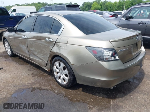 2008 Honda Accord EX z VIN 1HGCP36788A015562, wystawiony jako IAAI lot #42449058 z przebiegiem 234 155 mil mil oraz . Historia ofert i sprzedaży dostępna na DreamBid. Obrazek 3.