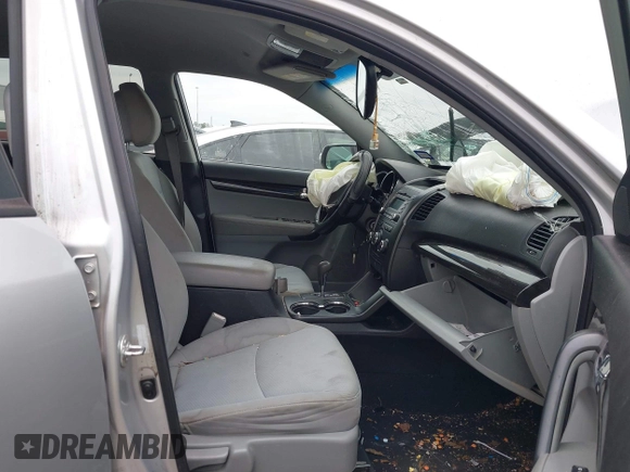 2012 Kia Sorento LX with VIN 5XYKT3A16CG216894, listed as a IAAI auction lot 41356578 with 1 mi miles. Bid and sale history available at carsss.com. Image 5.