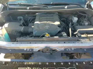 2017 Toyota Tundra SR z VIN 5TFRM5F17HX119417, wystawiony jako Copart lot #85857245 z przebiegiem 182 312 mil mil oraz Nie do naprawy • Non repairable. Historia ofert i sprzedaży dostępna na DreamBid. Obrazek 13.