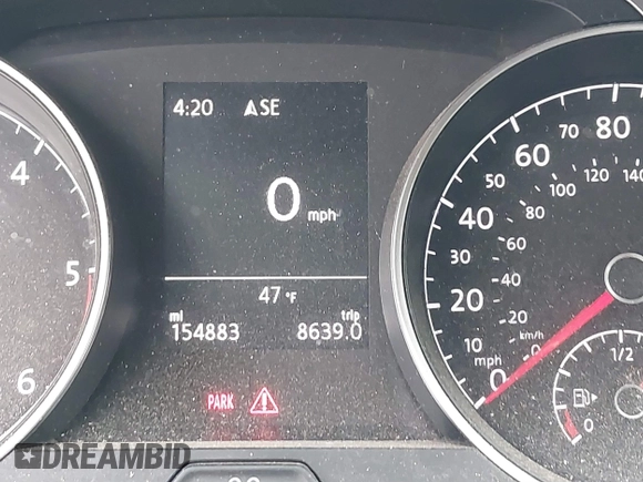 2015 Volkswagen Golf SEL z VIN 3VWRA7AU7FM062173, wystawiony jako IAAI lot #41878714 z przebiegiem 154 883 mil mil oraz . Historia ofert i sprzedaży dostępna na DreamBid. Obrazek 16.