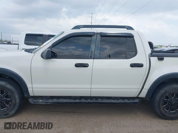 2008 Ford Explorer Sport Trac XLT with VIN 1FMEU31E28UB16354, listed as a IAAI auction lot 42216513 with 221,556 mi miles and . Bid and sale history available at DreamBid. Image 14.