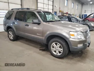 2006 Ford Explorer XLT with VIN 1FMEU73826UA02432, listed as a Copart auction lot 82139394 with 200,276 mi miles and Clean Title. Bid and sale history available at carsss.com. Image 4.