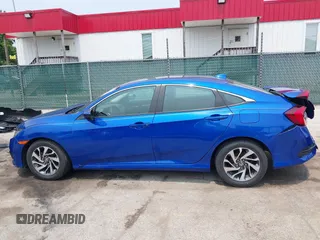 2018 Honda Civic EX с VIN 2HGFC2F70JH514320, выставлен на аукционе IAAI как лот 42414235 с пробегом 104 096 миль миль и . История ставок и продаж доступна на DreamBid. Изображение 14.