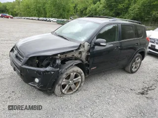 2010 Toyota RAV4 Sport с VIN JTMRK4DV3A5094216, выставлен на аукционе Copart как лот 57859895 с пробегом 152 303 миль миль и Списание • Salvage title. История ставок и продаж доступна на DreamBid. Изображение 1.