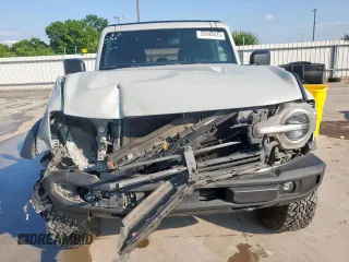 2021 Ford Bronco with VIN 1FMDE5BHXMLA97789, listed as a Copart auction lot 59548025 with 93,959 mi miles and Salvage title. Bid and sale history available at DreamBid. Image 5.