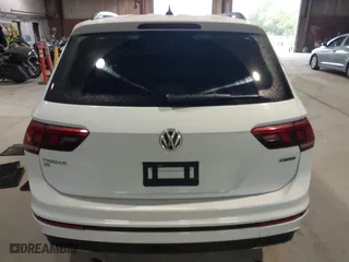 2020 Volkswagen Tiguan SE with VIN 3VV2B7AX1LM106600, listed as a IAAI auction lot 40259436 with 56,736 mi miles. Bid and sale history available at carsss.com. Image 16.