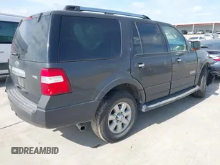 2007 Ford Expedition Limited с VIN 1FMFU19567LA40445, выставлен на аукционе IAAI как лот 42045950 с пробегом 188 212 миль миль и . История ставок и продаж доступна на DreamBid. Изображение 4.